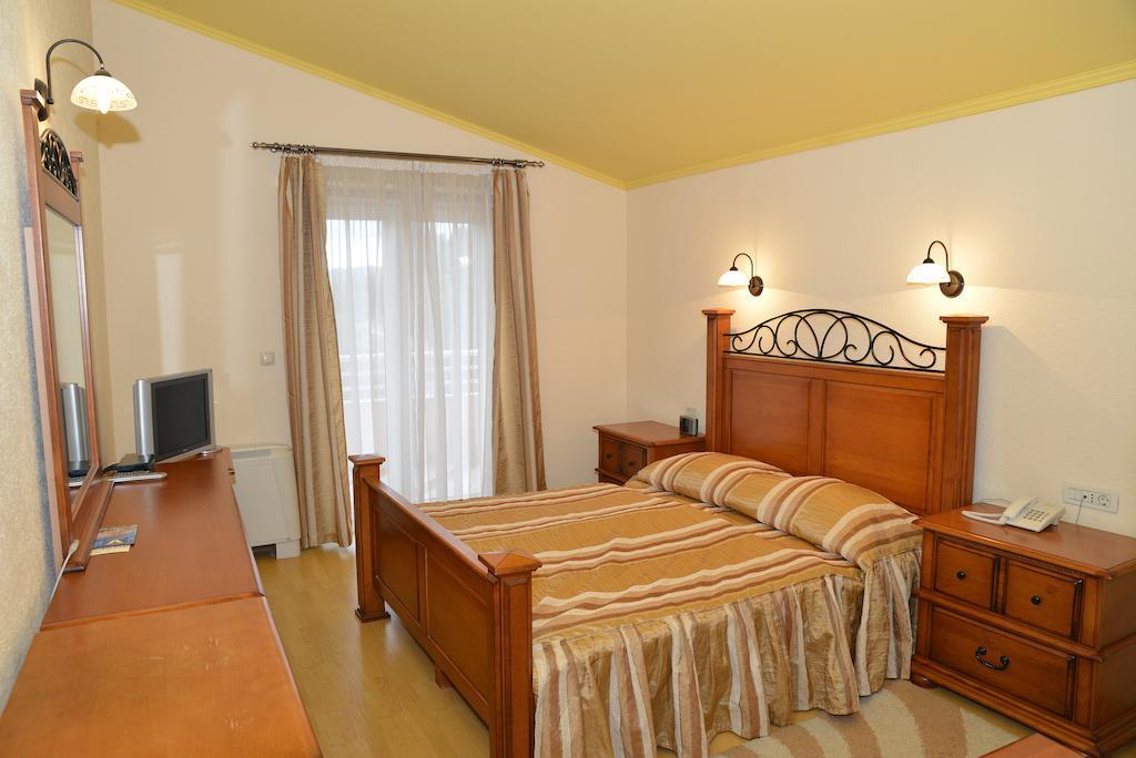 Hotel Venezia إيموتسكي الغرفة الصورة